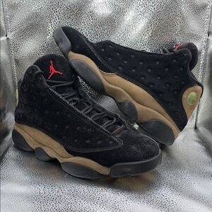 Men’s Jordan retro 13 “OLIVE” Size 10 (NO BOX)